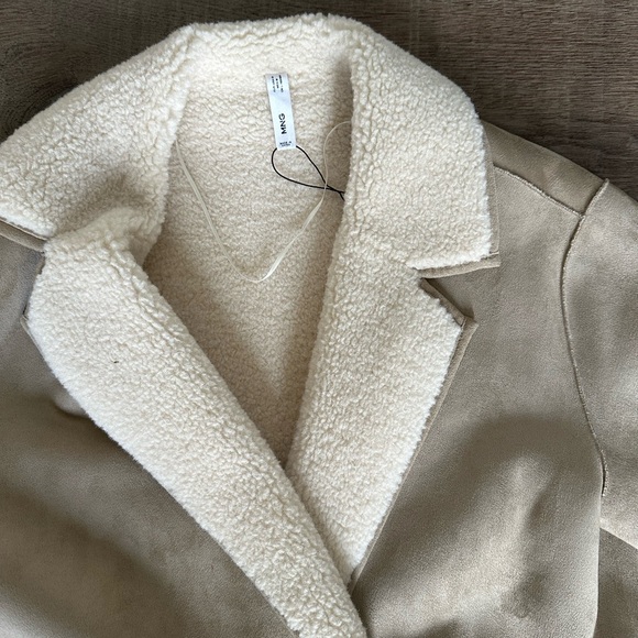 Mango Oversized shearling-lined coat jacket - Picture 9 of 10